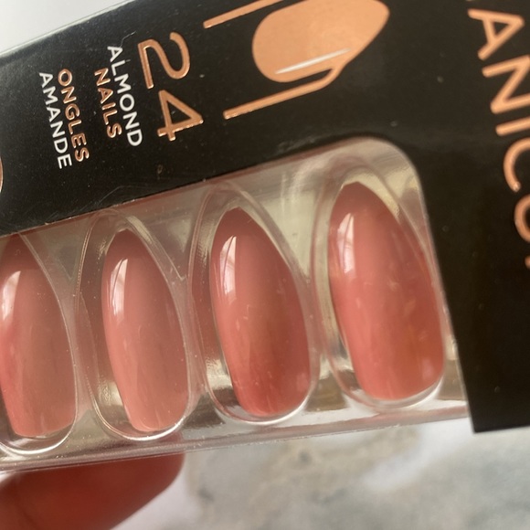 Sally Hansen NWT perfect manicure almond shape rose & shine color - Picture 4 of 4